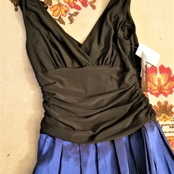 Vintage S.L. Fashions Party Dress NWT Size 8 - Picture 6 of 8